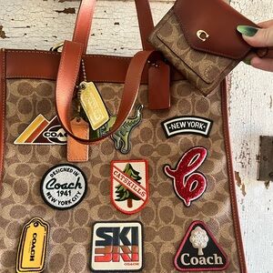 Coach Field Tote Signature Jacquard Canvas with Matching Wallet